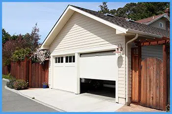Hartland Eagle Garage Door Service Hartland, WI 262-288-0078 - serv-res-gr-37m